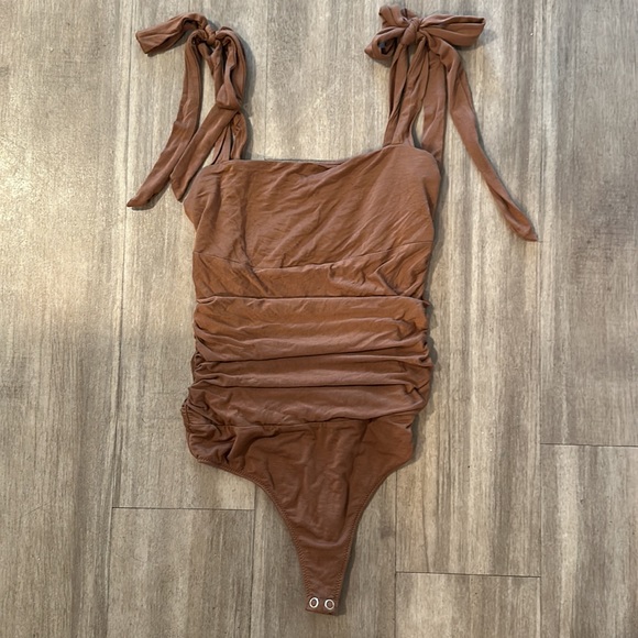 Revolve Brown Ruched Bodsuit - Picture 6 of 6